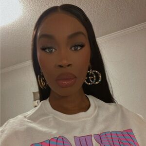 Meet your Posher, Caramel